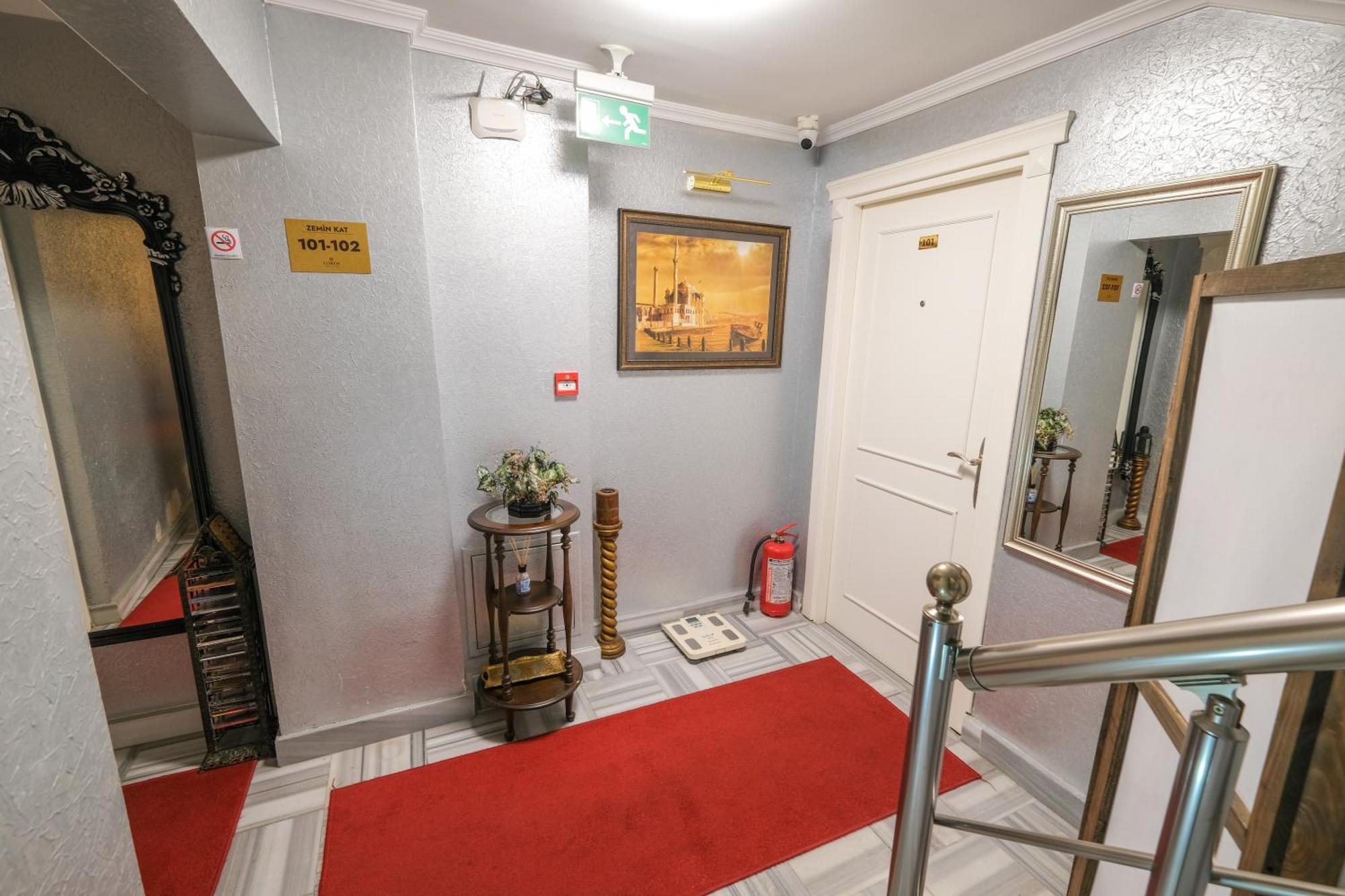 Готель Loren Hotel&suites Стамбул