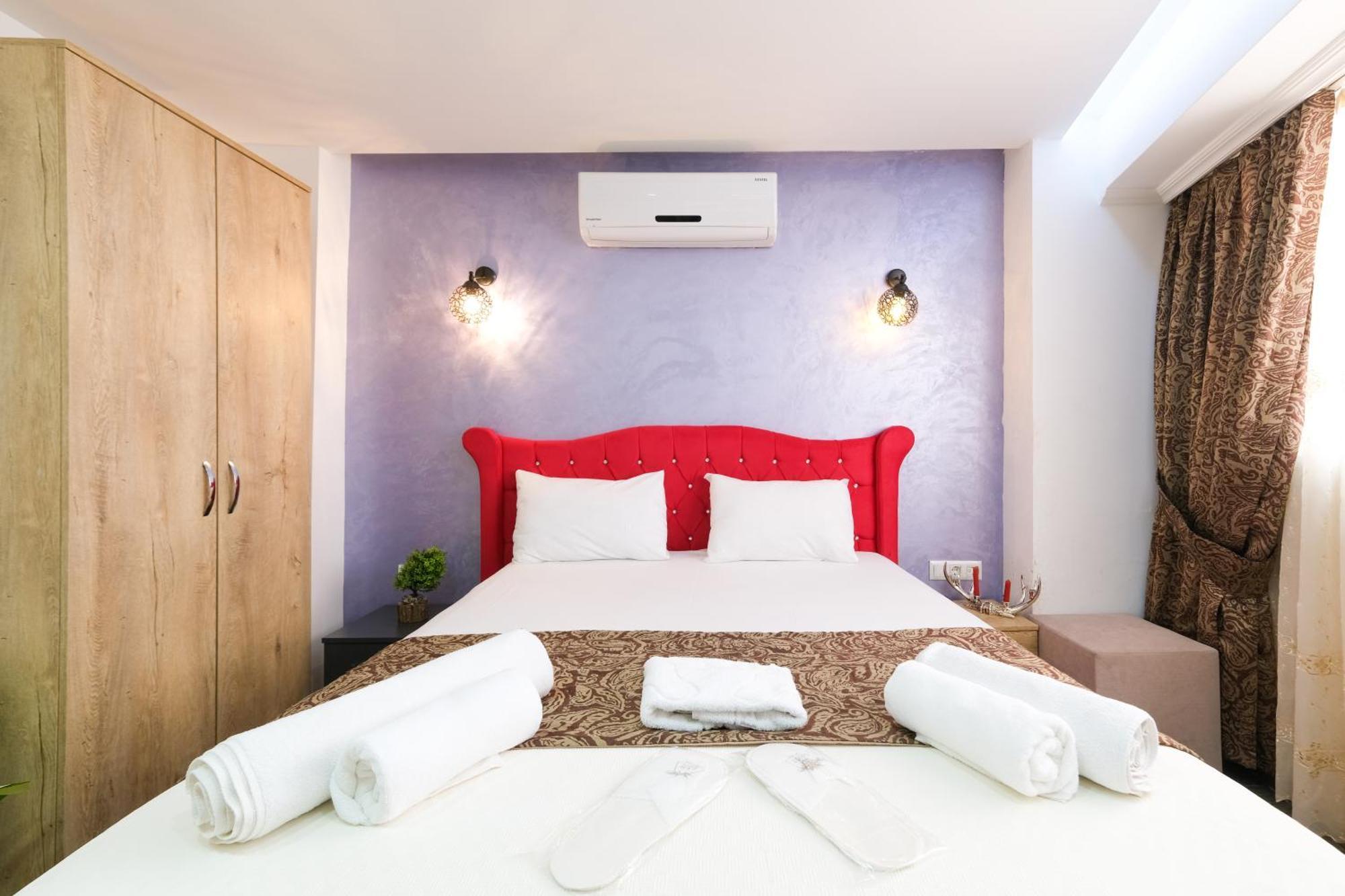 Готель Loren Hotel&suites