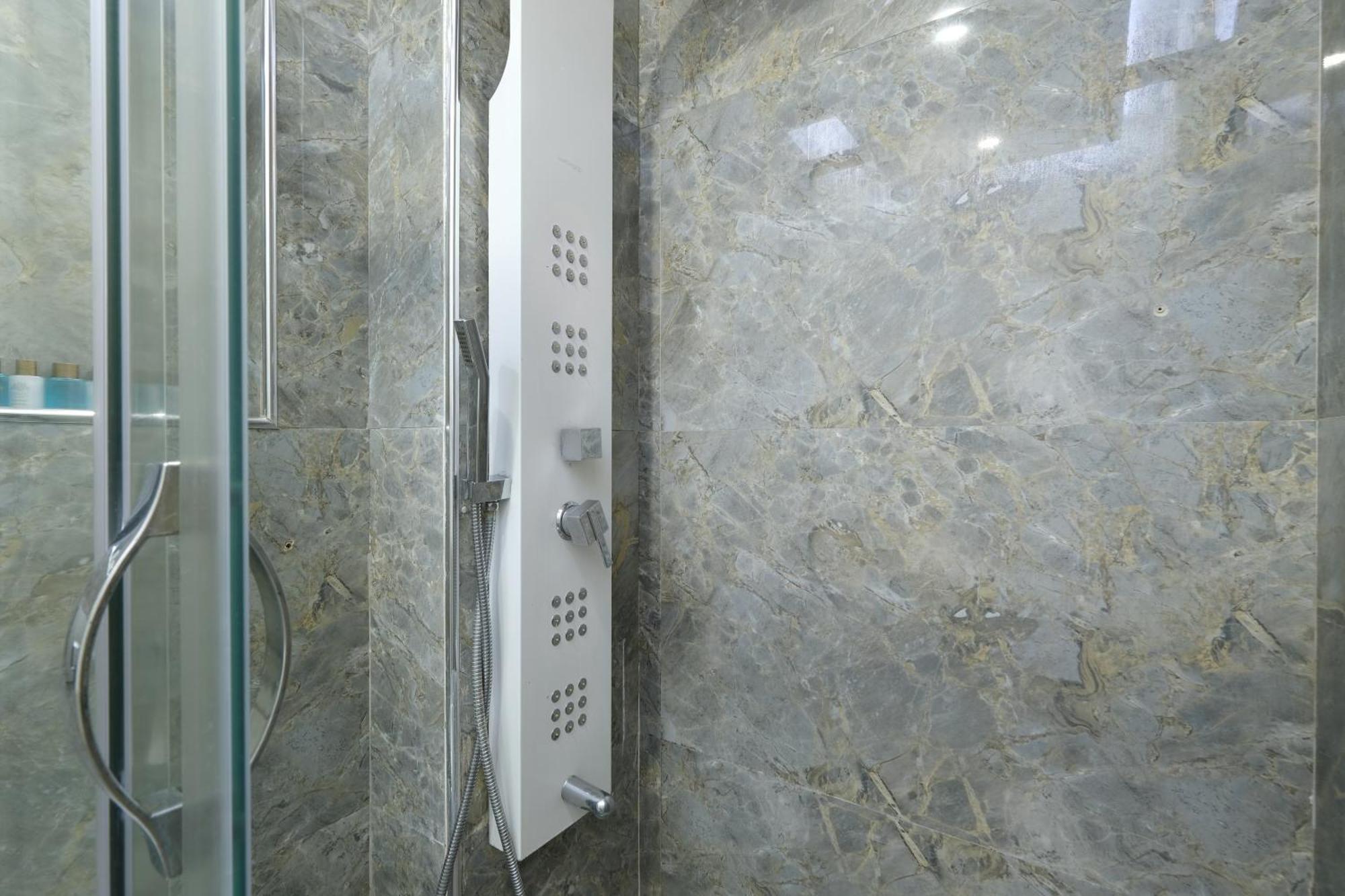 Отель Loren Hotel&suites Стамбул